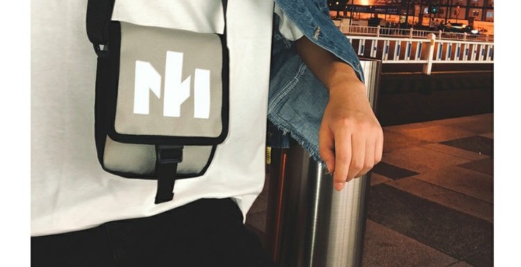 仔 艺 Xu hướng mùa thu túi xách nam Hàn Quốc giản dị túi đeo vai xu hướng túi Messenger hoang dã ví mcm