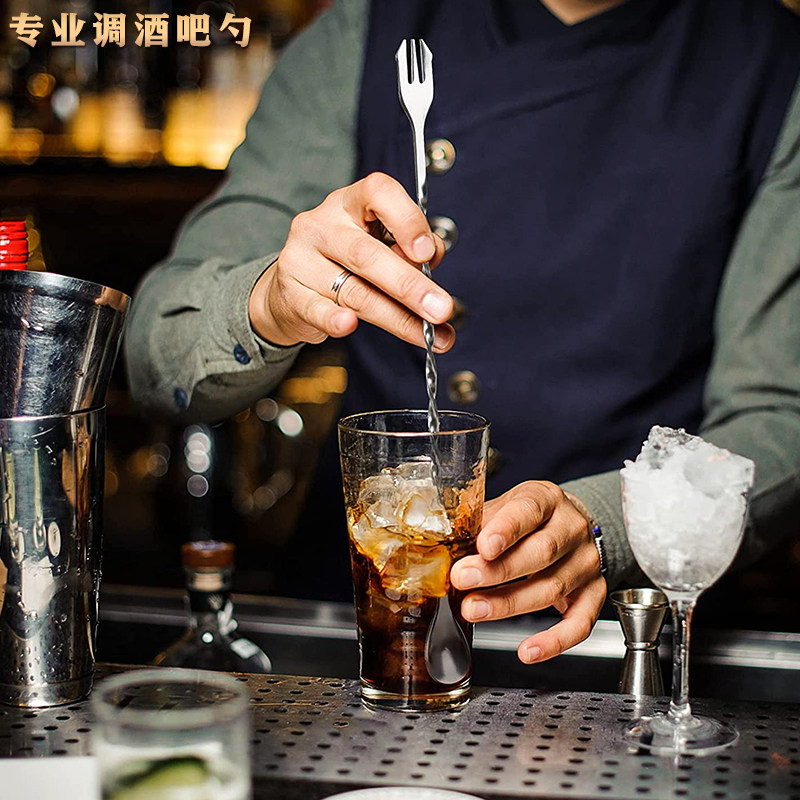 调酒师的秘密武器!日式叉子吧勺如何让你的鸡尾酒更加完美?调酒吧勺搅拌勺吧更Barspoon解析-搅拌棒-淘宝好物网
