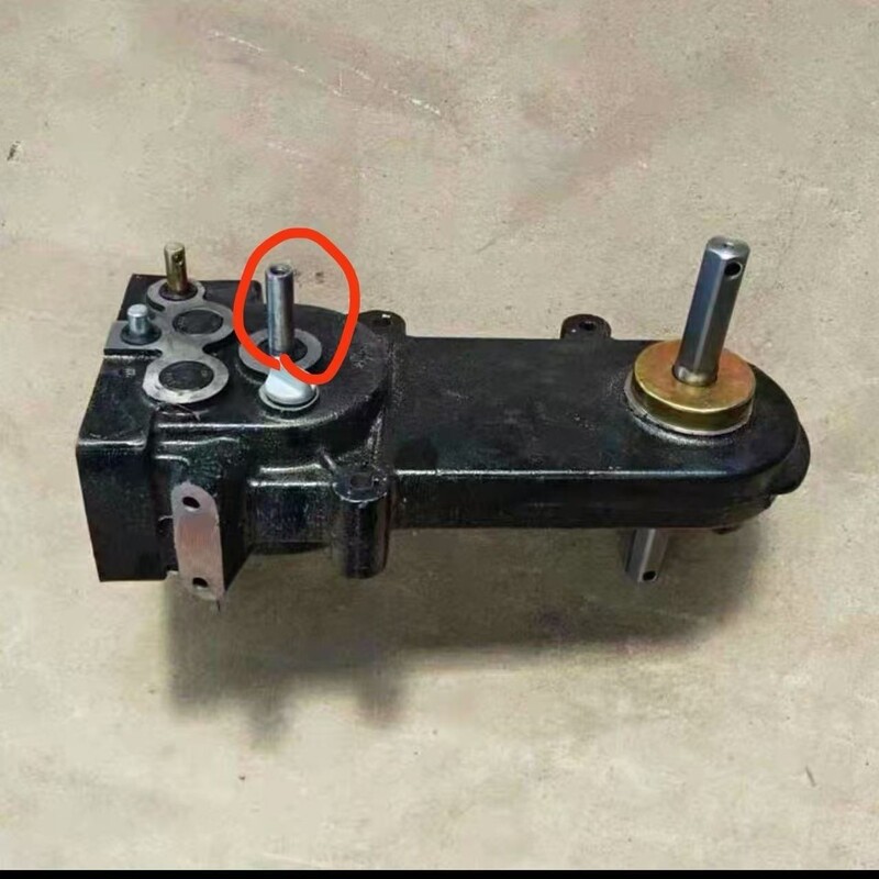 Two-Wheel Drive Micro-Tiller Gearbox Assembly 500/800 Type Chain Gear Box Transmission Travel Box Agricultural Machinery Gearbox Two-Wheel Drive Micro-Tiller Gearbox Assembly 500/800 Type Chain Gear Box Transmission Travel Box Agricultural Machinery Gearbox