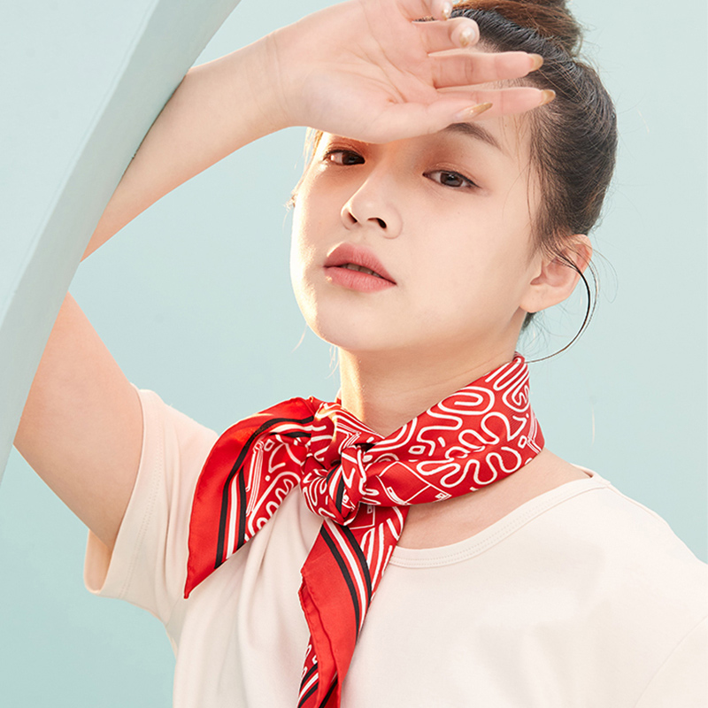 Shanghai Story Grand River Big River Joint Section 100 Lap Mom Silk Towels Courtesy Hair Band Fashion 100 Hitch Spring Autumn Small square towels