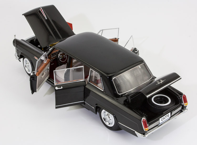 Century Dragon Bản gốc 1:24 Cờ đỏ CA770 Hard Top State Đánh giá của khách Xe Mô phỏng tĩnh Mô hình xe hợp kim xe tăng mô hình