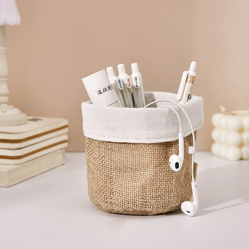 Pen holder Nordic personality simple creative fashion cute office student female desktop storage ins simple pen bucket