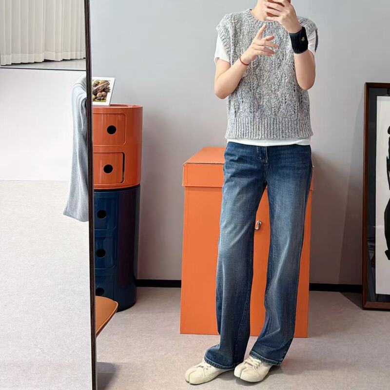 Soft and Comfortable, Great Fit, High-End Thin Velvet Jeans