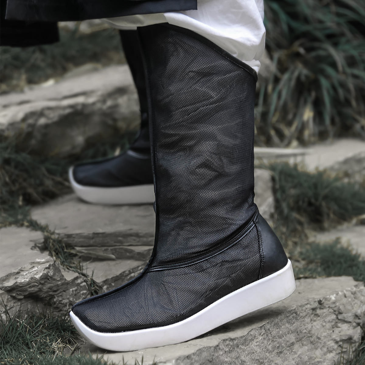 Spring and summer net cloth soap boots heightening ouchal alley original Ming making retro style, black and white thin section Men's and women's thick bottom Han clothes long boots 