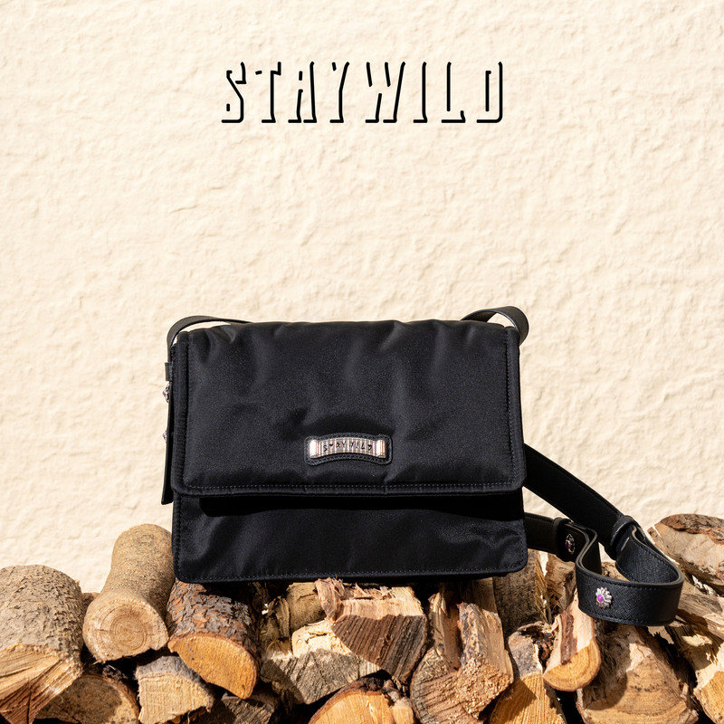 Staywild26Ss Beyond Series "I Am Not a P***A" Nylon Casual Shoulder Bag Crossbody Bag Phone Bag