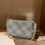 Летняя сумка подмышку, брендовые шахматы, сумка на одно плечо, на цепочке