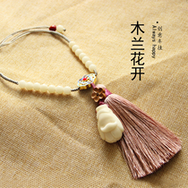 (Magnolia car pendant) ivory Magnolia simple and simple rearview mirror pendant hanging