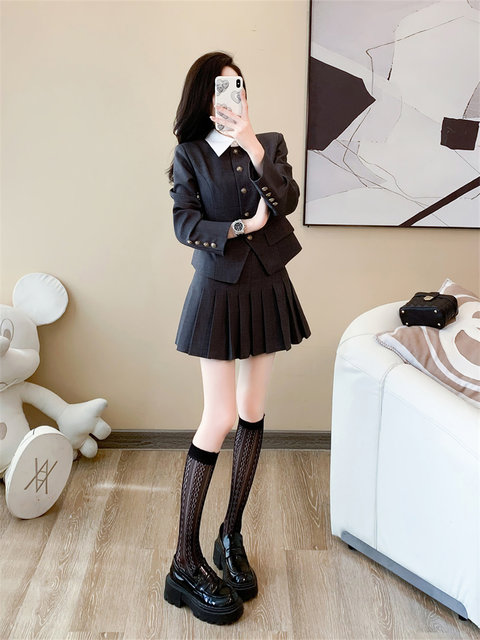 College Style Suit Skirt Set for Women 2025 New Popular Korean Chic Age-Reducing Fashionable Short Skirt Two-Piece Set