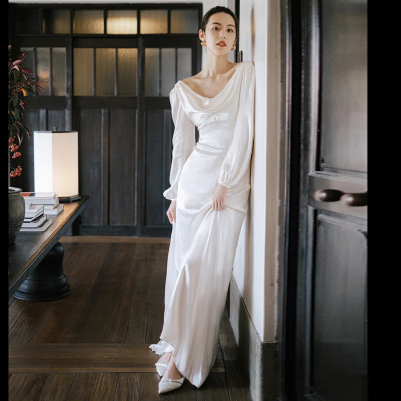 French-Style White Satin Robe, Long-Sleeved Light Wedding Dress, Bride's Wedding Reception, Going-Out Dress, Banquet Elegant Evening Gown
