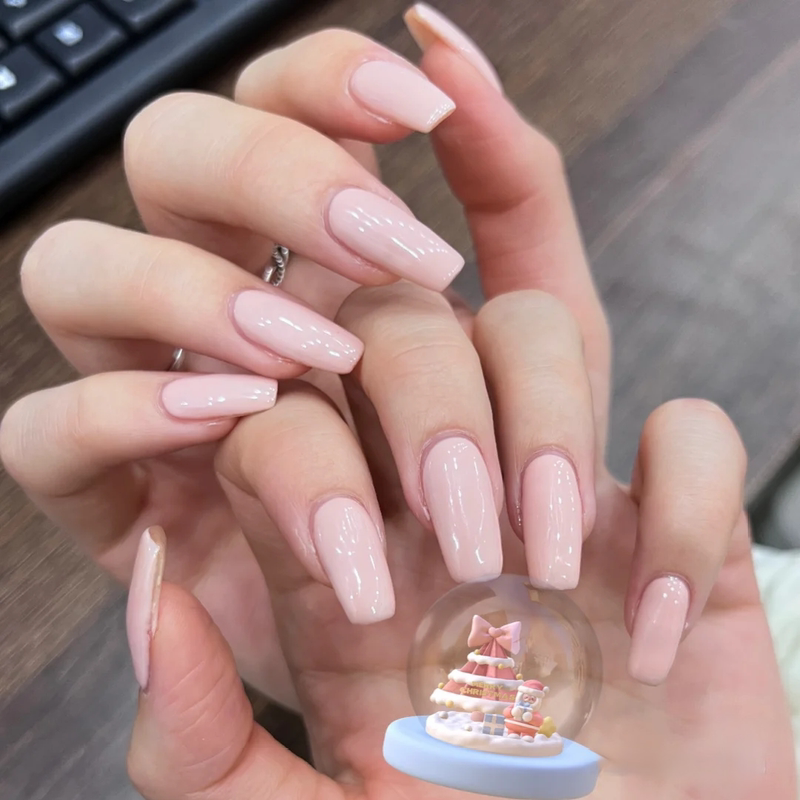 Wearable Nails 2024 New High-End Solid Color Fake Nails Pink Medium-Length Handmade Finished Nail Art Stickers