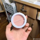 Матовые нюдовые румяна, розовая пудра, клубника