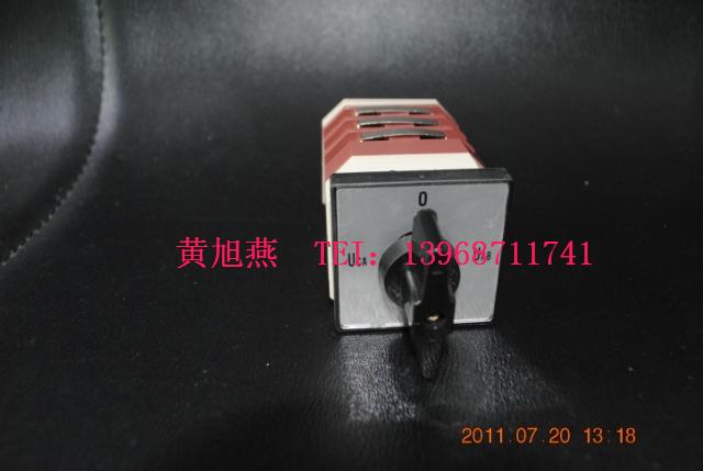 Manufacturer direct sales Zhejiang upper force LW12-16 YH3 3 voltage transfer switch combined switch