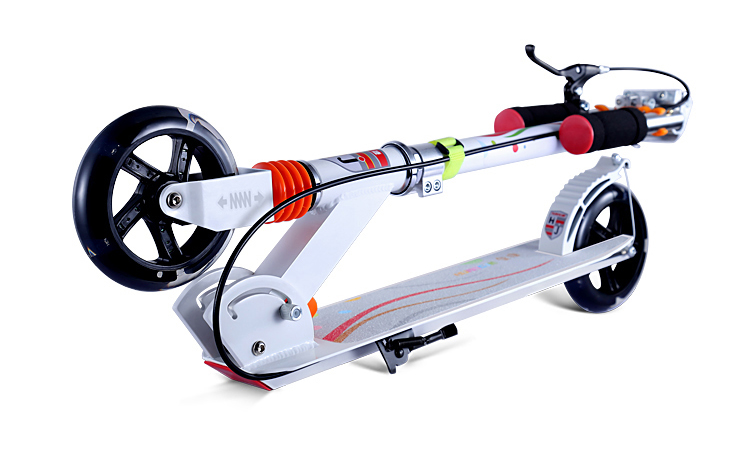 Huang Jie trẻ em hai bánh scooter hai bánh phanh tay shock absorber thanh niên 2 vòng gấp xe đẩy em lớn đèn flash bánh xe xe chòi chân 4 bánh