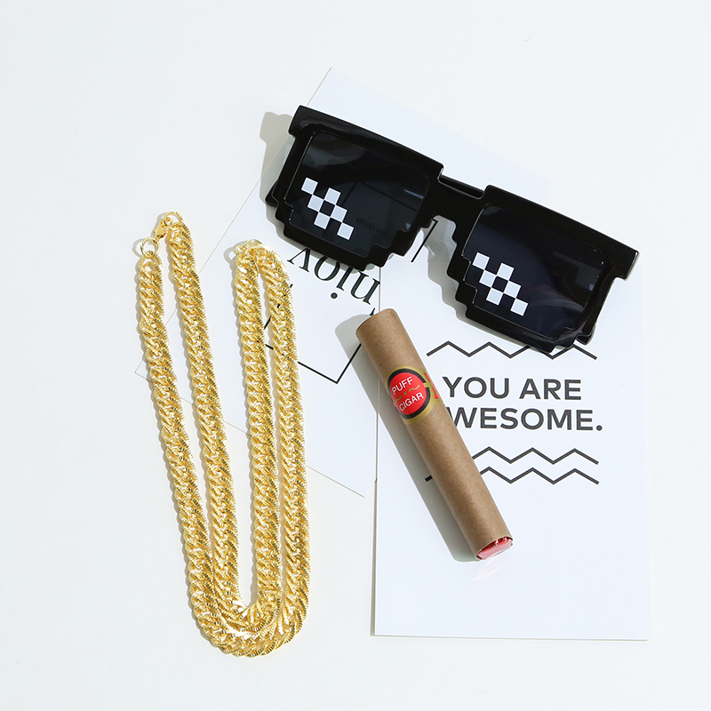 Sand sculpture birthday gift funny props friendship creative spoof whole trick mosaic glasses vibrato creative Christmas