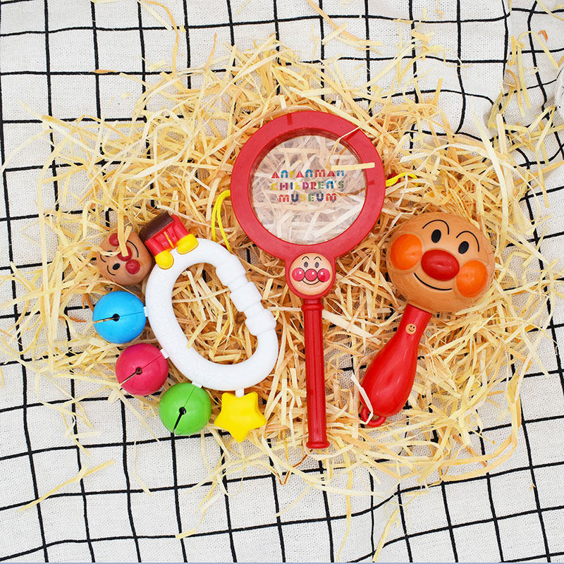 Japanese bread Superman newborn baby ringing baby Yizhi grasp the sandhammer toy 0-6-12 months