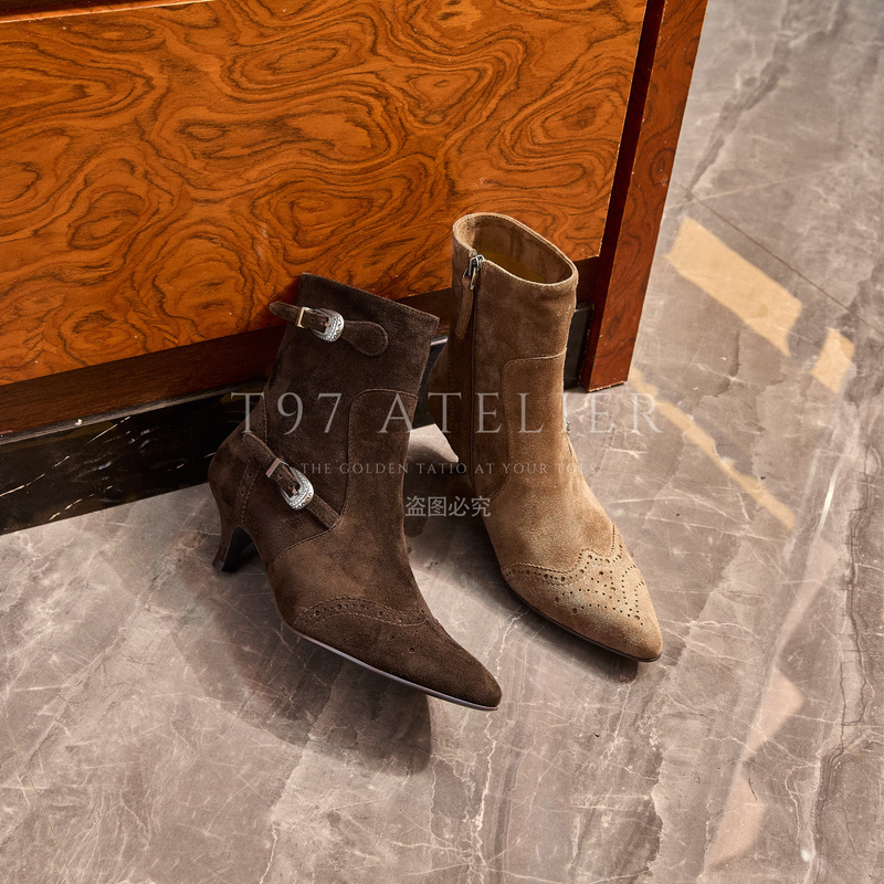 【T97 Atelier】Early Autumn New Retro Pointed-Toe Stiletto High-Heeled Boots with a Versatile and Elegant Look G5281 【T97 Atelier】Early Autumn New Retro Pointed-Toe Stiletto High-Heeled Boots with a Versatile and Elegant Look G5281