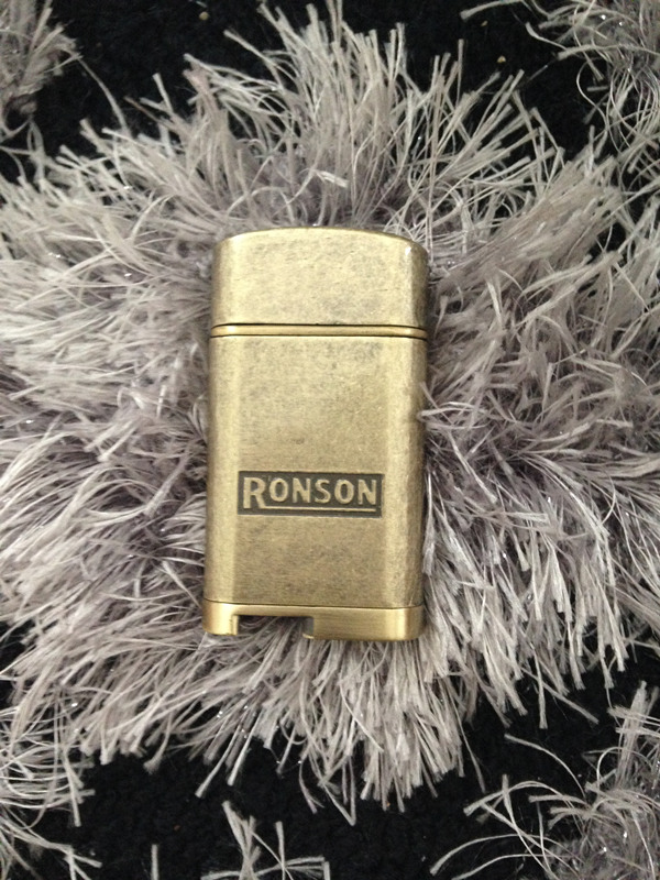 Thương hiệu cũ Lonson retro nam nhẹ hơn kim loại quý RONSON mở lửa có thể được bơm lại bật lửa khò