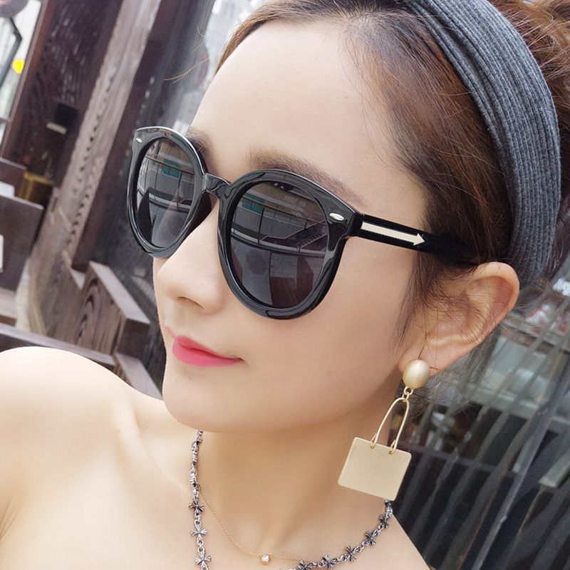 2021 new women's sunglasses round face fashion trend star glasses large frame personality anti-UV net red sunglasses