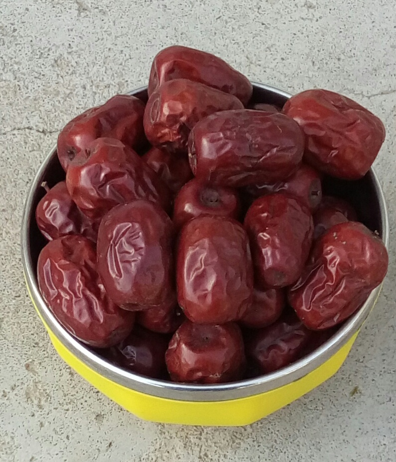 Shanxi red date 5 catty Luliang red date Shanxi Linxian red date natural air-dried Zaohuang River beach date red date