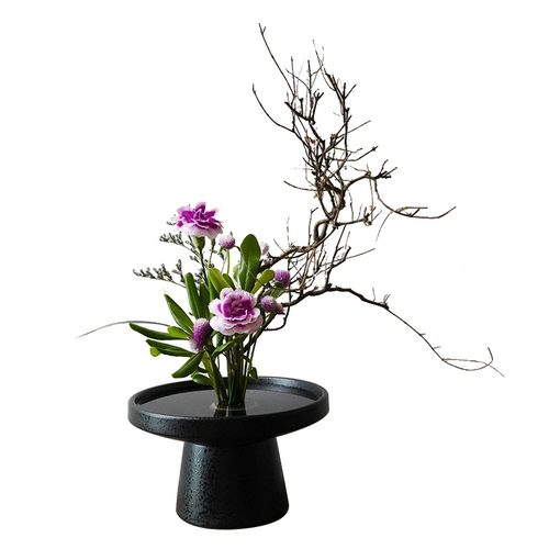 Японская стиль цветочная дорога Керамическая черная цветочная посуда Меч Горная посуда Диаметр с высокой грузоподъемностью