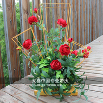 New Wedding Props Iron Art Three Columns Desktop Floral Creative Pendulum Wedding Table Flower Road Leading Flower Racks