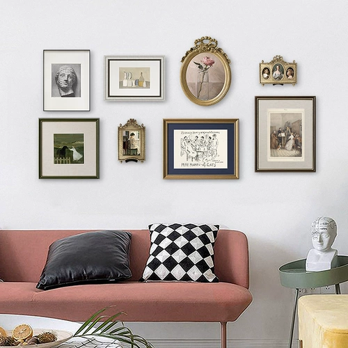 Семейная европейская световая роскошная декоративная живопись Американская гостиная диван с рамой декоративной живопись простая и красивая атмосфера.