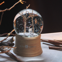 Old-fashioned glowing crystal ball Snow music box snowscape ball music box retro boy girl Graduate Day gift