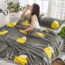 Giải trí ba tầng tăng bốn mùa cơ sở máy sấy tóc sinh viên ký túc xá cashmere chăn mùa đông ký túc xá sinh viên thảm san hô