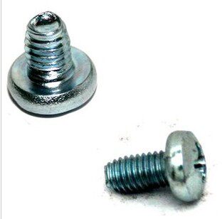 Disc head triangular self-locking screw disc head triangular self-tapping screws M5X8-M5X25 500 only 1 bag