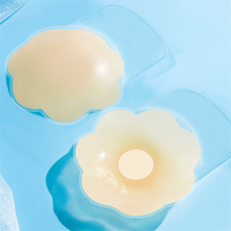 Japan ZD new silicon latex sticker anti-bump invisible pull chest patch with large chest special female wedding drape harness