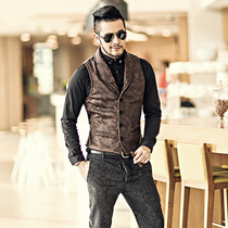 2022 spring and autumn European and American wind mens fashion suede single row of waistcoat with waistcoat personality Mens small jacket No sleeves No sleeves