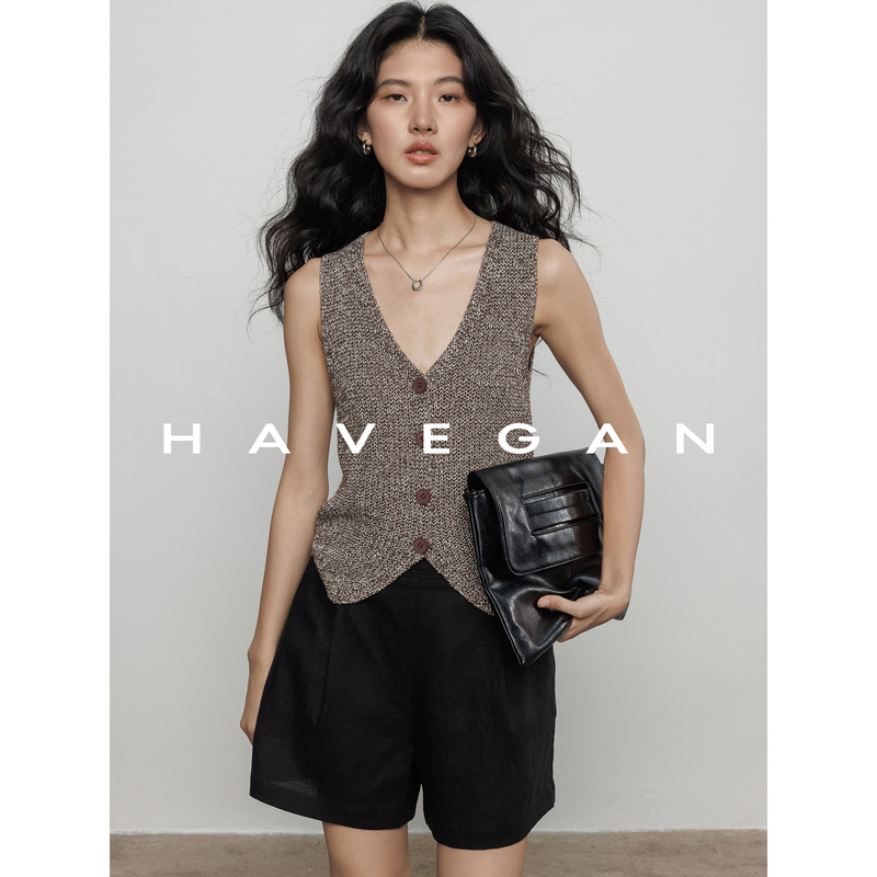 Havegan/Summer V-Neck Sleeveless Knitted Vest for Women, Old Money Style Design with Linen Blend Top Havegan/Summer V-Neck Sleeveless Knitted Vest for Women, Old Money Style Design with Linen Blend Top