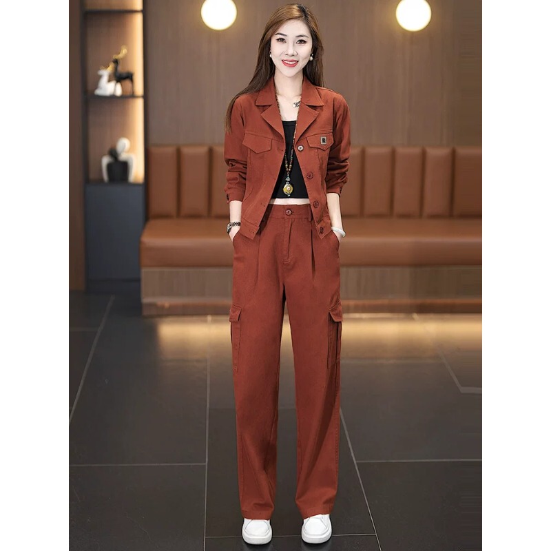 Fashionable Casual Suit for Women, Spring and Autumn 2026 New Style, Stylish and Slimming Casual Workwear Short Jacket and Wide-Leg Pants Two-Piece Set