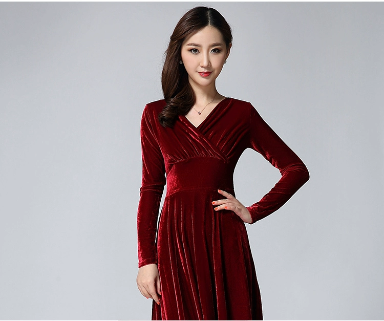 Mùa thu đông 2018 mới dày nhung vàng đầm dài đoạn Đầm dáng dài tay váy V-cổ váy dài nữ đầm len dài