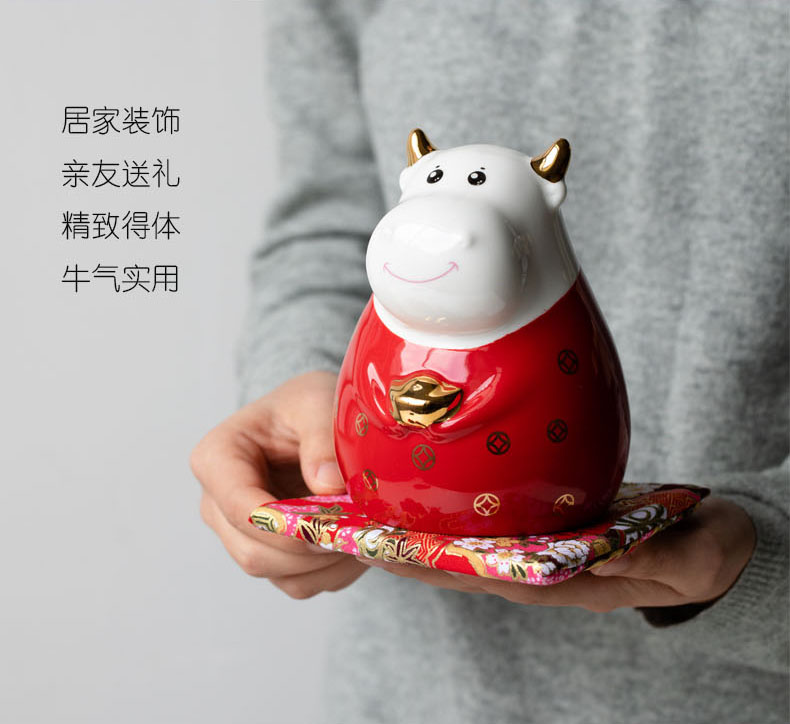 New Year gift porcelain red lucky decoration cows and turn things around an ox Year mascot bedside furnishing articles