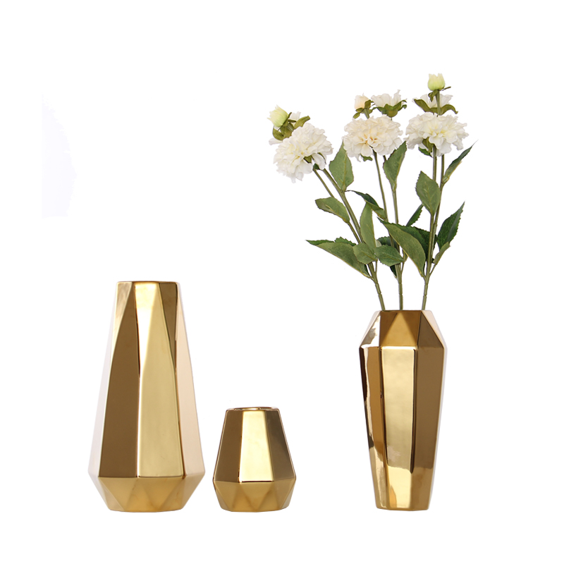 Creative Nordic household table wine sitting room adornment is placed gold modern ceramic dry flower vase