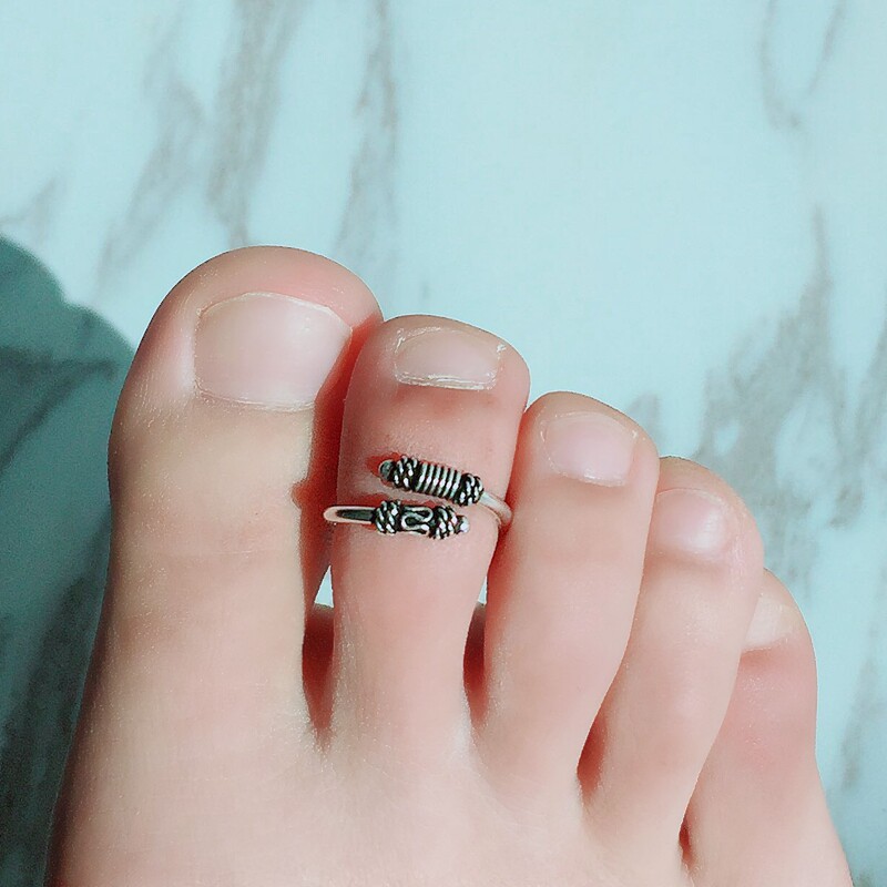 S999 pure silver ring retro Thai silver tail ring celibate opening Ping An tattooed toe ring foot ring anti-small man