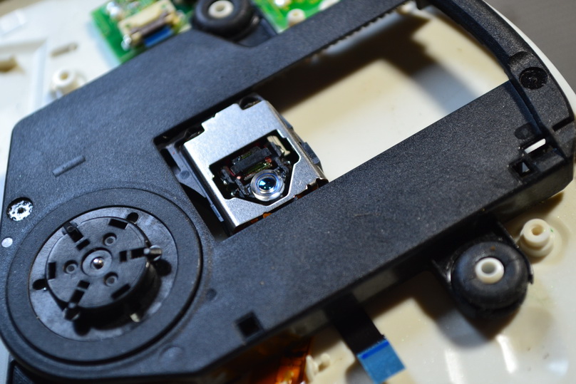 Panasonic Panasonic CD Walkman sl-ct810 laser head ct810CD machine bald head disassembly laser head