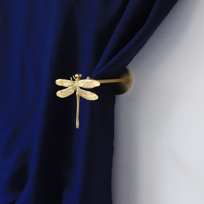 Nordic Brass Vintage Curtain Hook, Foyer Coat Hook, Gold Creative Light Luxury Simple Decorative Wall Hook Nordic Brass Vintage Curtain Hook, Foyer Coat Hook, Gold Creative Light Luxury Simple Decorative Wall Hook