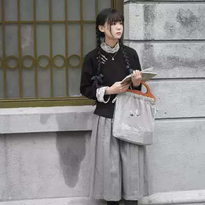 Chuan Dai: October Huiyin Literature and Art Retro Velvet Autumn and Winter Lin Huiyin with the same Republic of China style uniform woolen suit