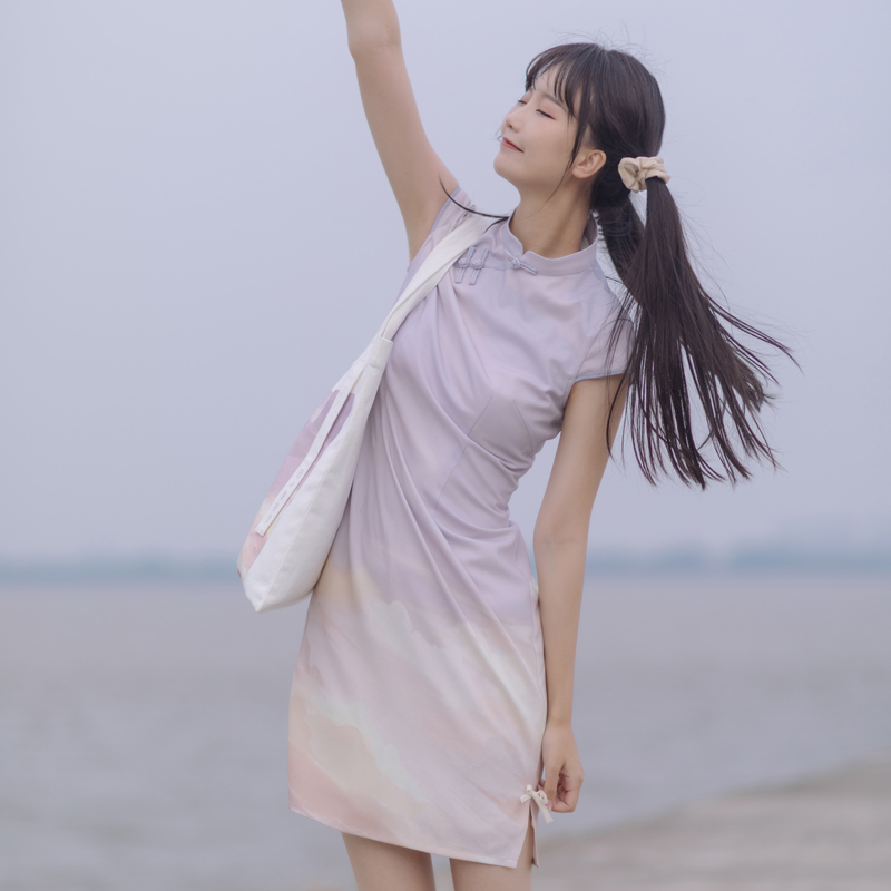 Sichuan Dai time: New Year's air Mori department Improved qipao skirt Summer short Gradual Layer Late Xia Printed Qipao Dress