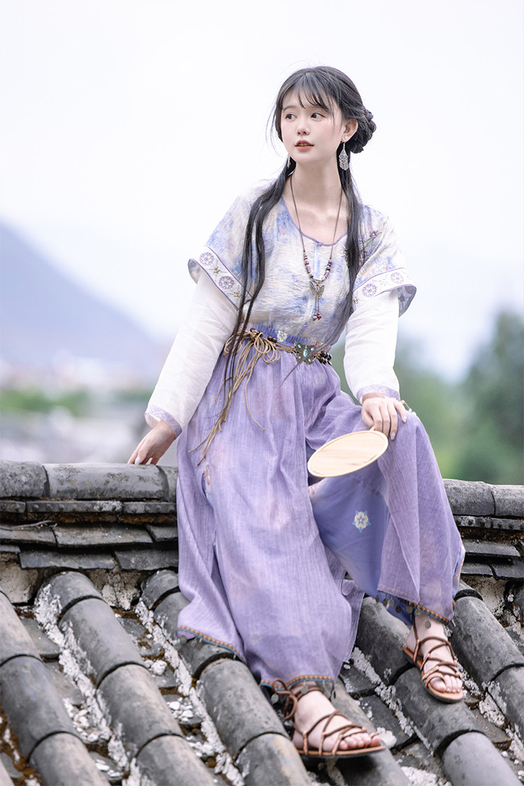 Китайцы одежда наборы 川黛时光：风回南诏 坦领上衣灯笼裤改良汉服国风汉元素套装女夏