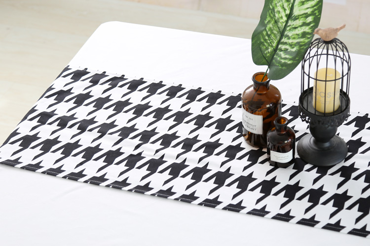 Bắc Âu hiện đại tối giản màu đen và trắng houndstooth bông và vải lanh bàn cờ bàn cà phê vải trang trí khăn trải giường khăn trải giường khăn quàng khăn ăn