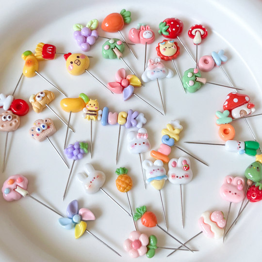 Изготовленная вручную из смолы брошь-кролик с цветами, декор для кукол, милые аксессуары для рукоделия (вязание крючком, вышивка)