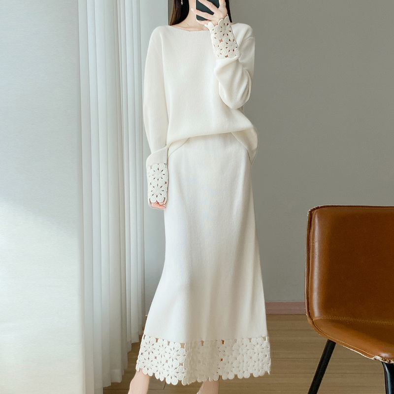 French-Style Hollow-Out Knitted Wool Suit for Women, Autumn and Winter White Round-Neck Pullover Sweater and Skirt Two-Piece Set, Gentle Style French-Style Hollow-Out Knitted Wool Suit for Women, Autumn and Winter White Round-Neck Pullover Sweater and Skirt Two-Piece Set, Gentle Style