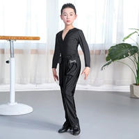 Черный лонгслив, штаны