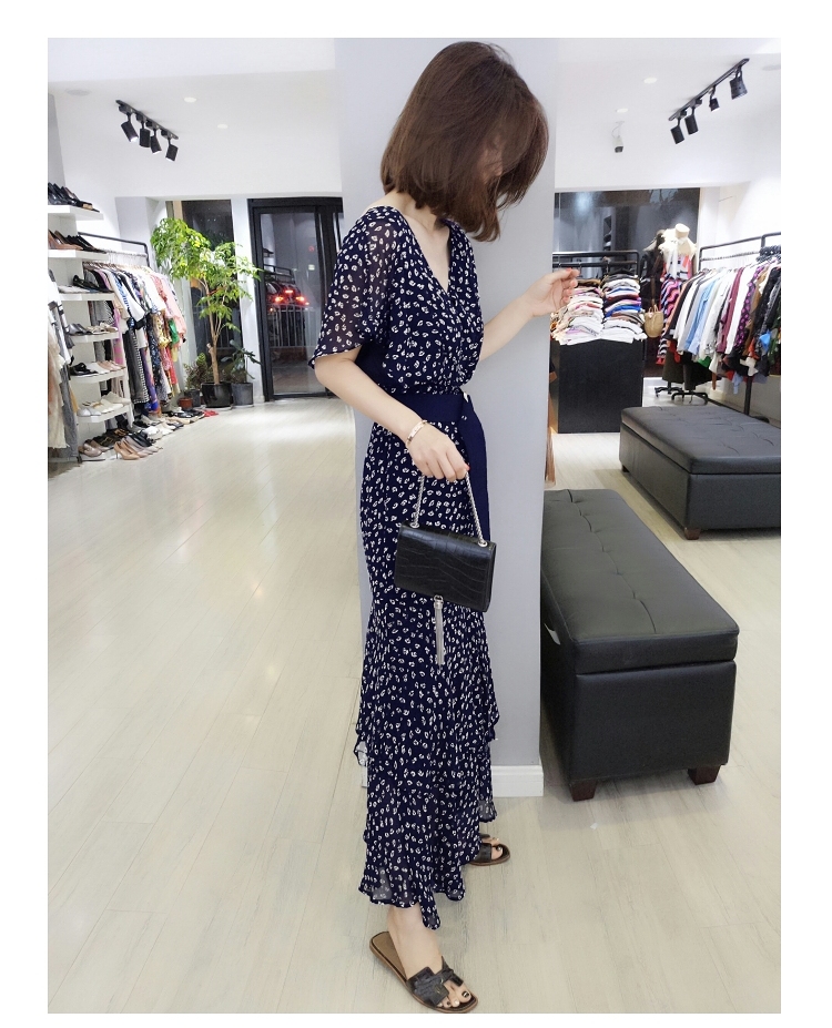 Châu Âu 2019 hè mới hàng nữ Châu Âu phiên bản Hàn Quốc của người vợ rộng rãi váy hoa sen sóng cao điểm váy cổ tích - Váy eo cao váy dúm eo	