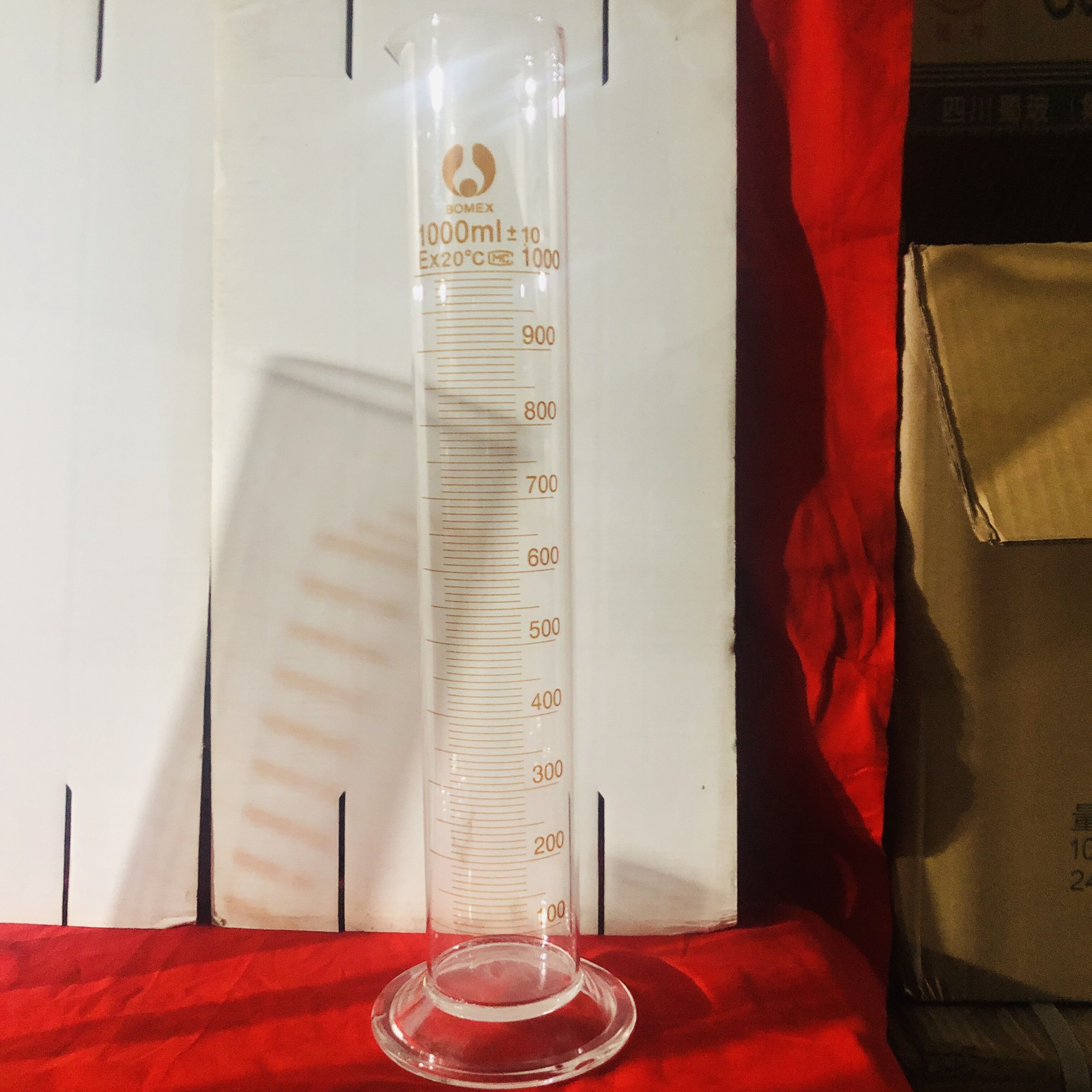 玻璃量筒1000ml 量筒带底座 刻度线精准 高硼硅料 实验室刻度量筒