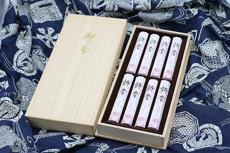 Nhật Bản Chunxiangtang [Thơ] Dòng hương trầm / hương hoa nhẹ / khói vi mô / 8 bó paulownia - Sản phẩm hương liệu vong tay tram huong
