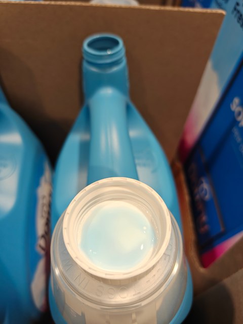 Costco opens the United States imported Downy clothing fabric softener anti-static 4.45 liters